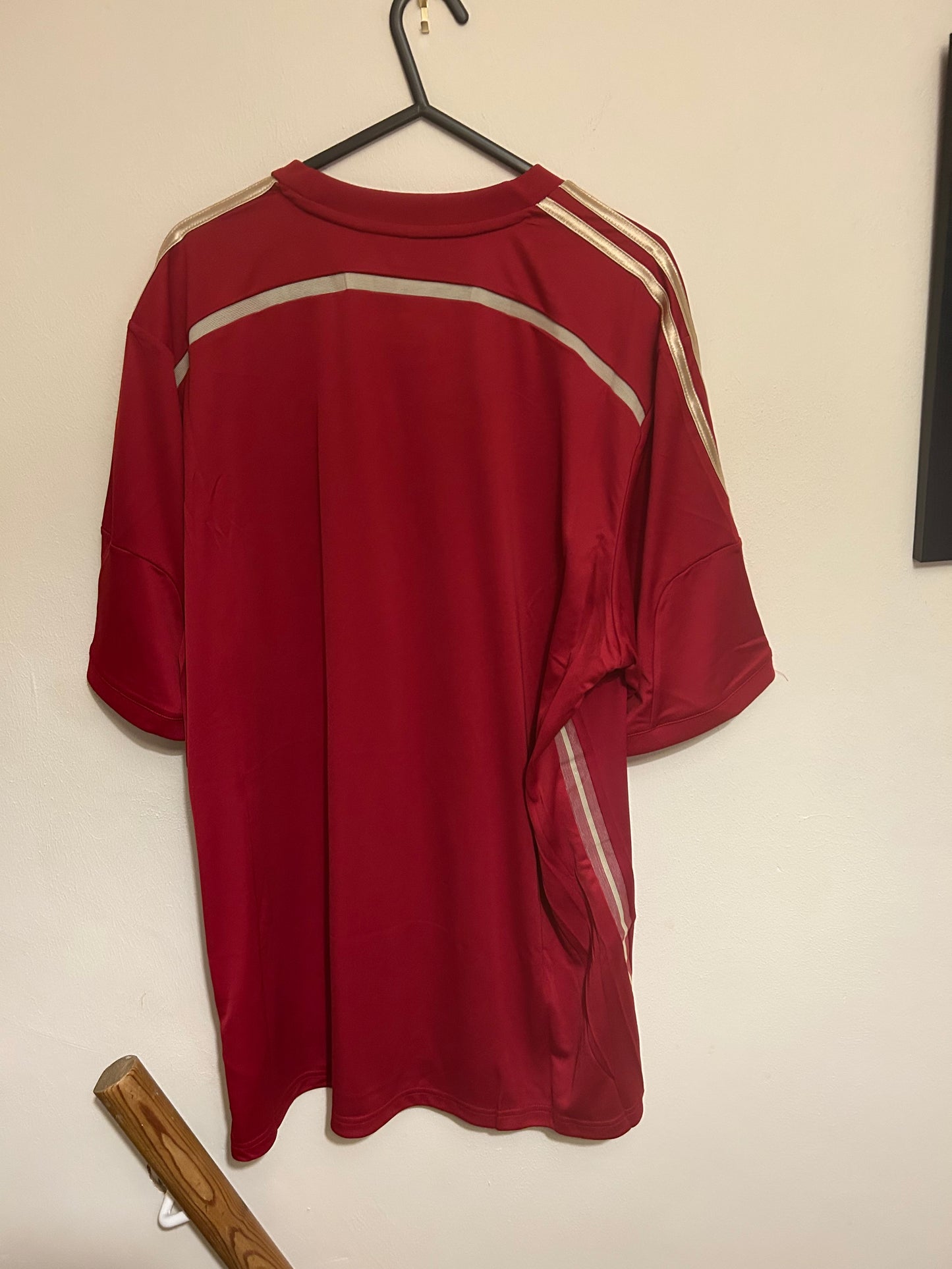 SPAIN 2014 HOME SHIRT - Men’s Extra Large (BNWT)