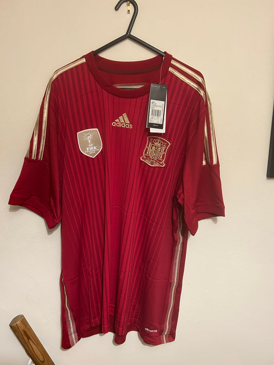 SPAIN 2014 HOME SHIRT - Men’s Extra Large (BNWT)